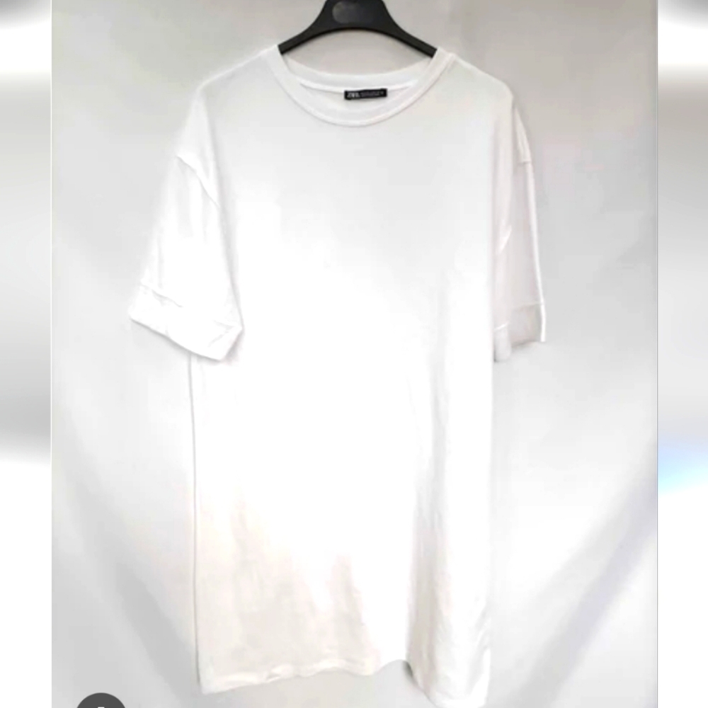 ZARA Men's Classic White Tee
